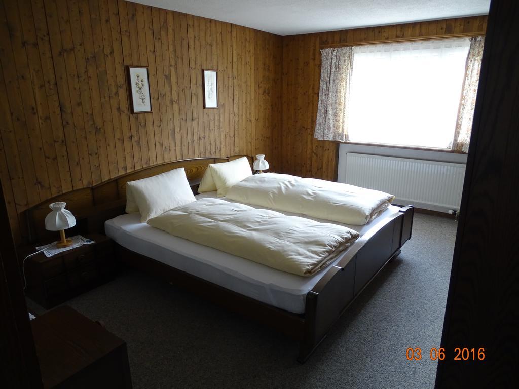 Hotel Old-Jnn Saas im Prattigau Номер фото